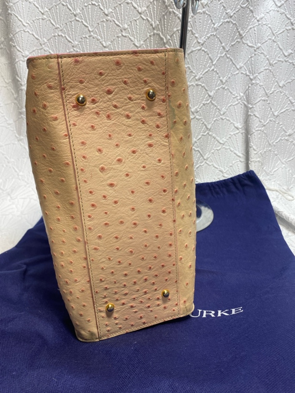 Dooney & Bourke Peach/Coral Ostrich-Texture Tote with Pink Trim Leather Vintage - Picture 6 of 17